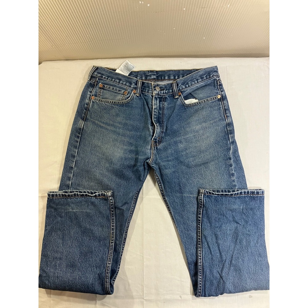 Levis 505 Regular Fit Straight Leg‎ Jeans Mens 36x32 Medium Wash Blue 00505-4886